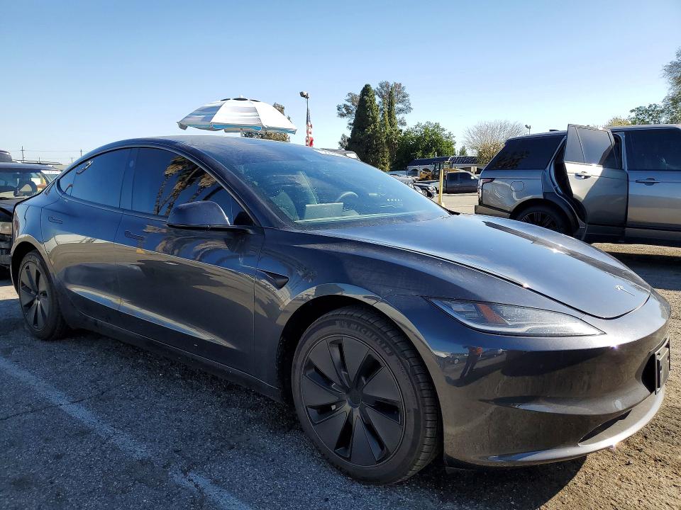Photo 4 from auction – 2025 TESLA MODEL 3 with VIN 5YJ3E1EA4SF942112