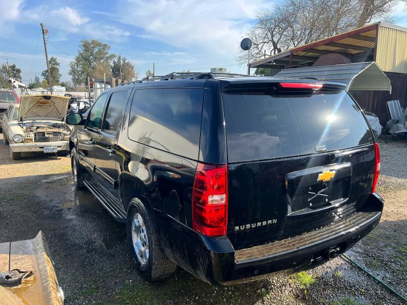 Photo 3 from auction – 2014 CHEVROLET SUBURBAN with VIN 1GNSCJE09ER234033