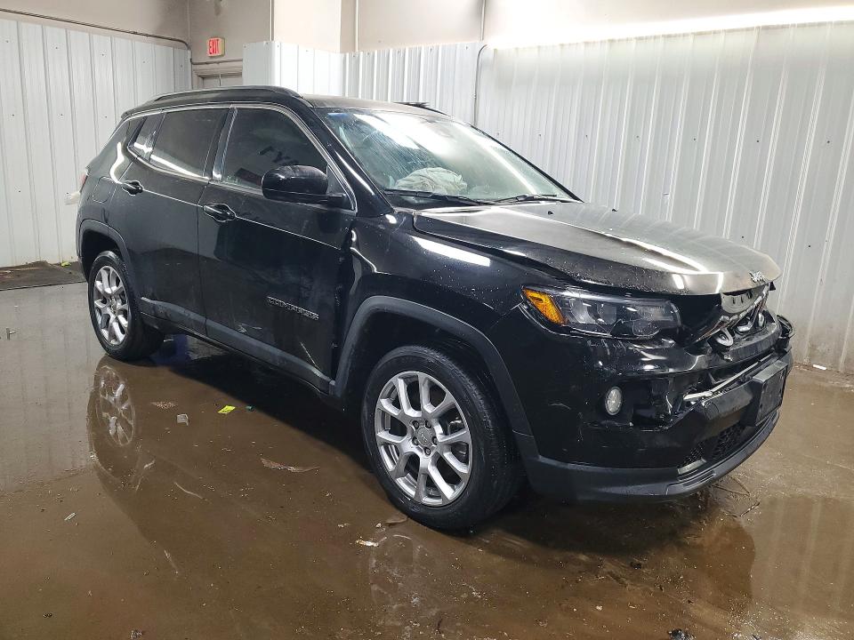 Photo 4 from auction – 2023 JEEP COMPASS with VIN 3C4NJDFN5PT532578