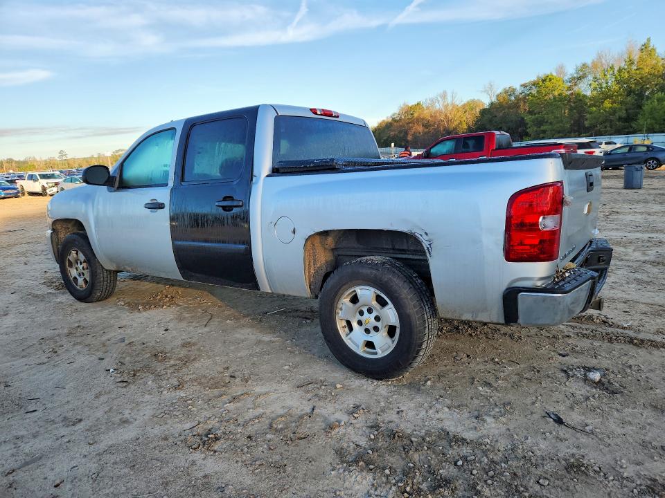 Foto 2 de la subasta – 2011 CHEVROLET SILVERADO con VIN 3GCPCSE04BG346500