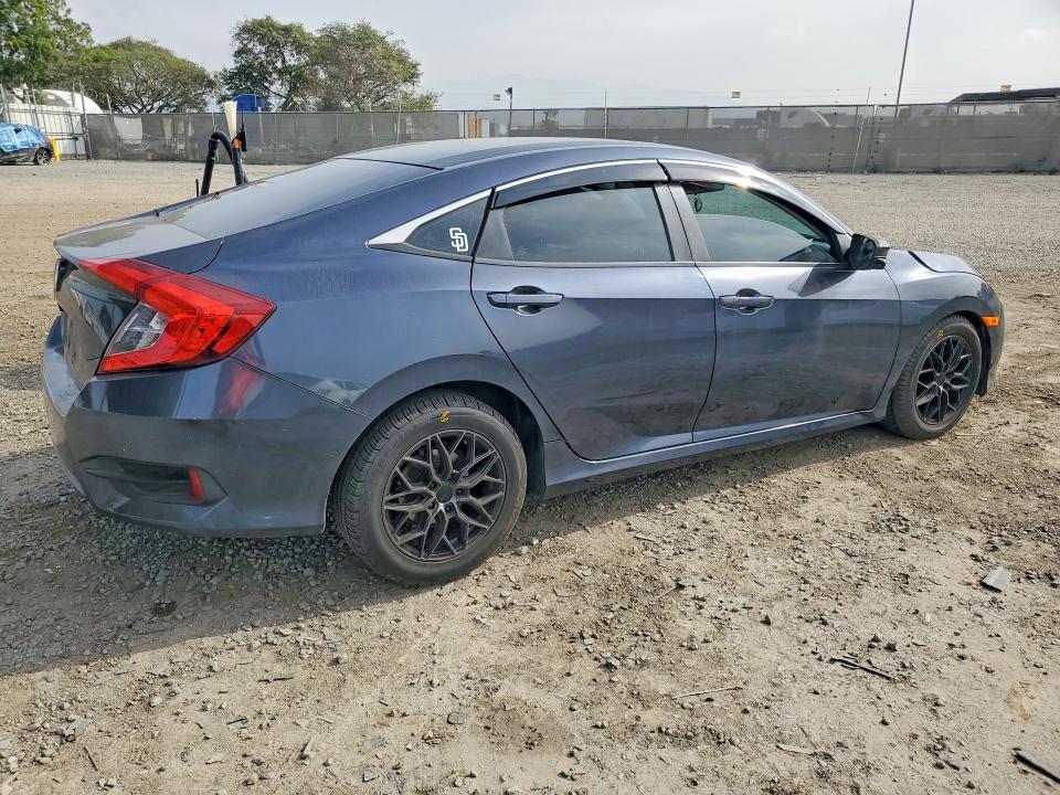 Photo 3 from auction – 2016 HONDA CIVIC EX with VIN 19XFC2F75GE028766