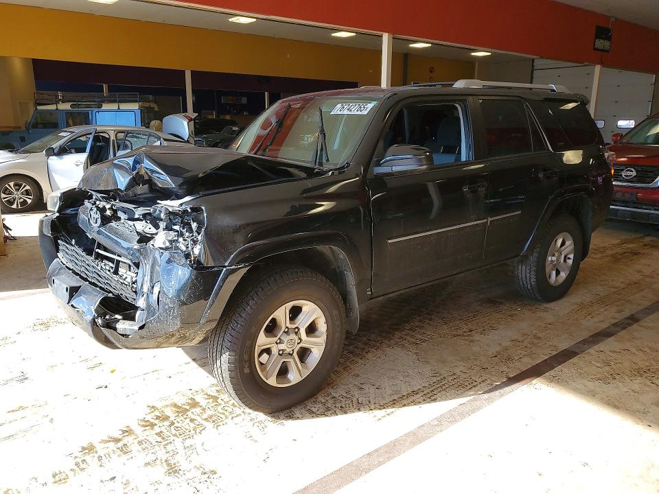 Фото 1 с аукциона – 2018 TOYOTA 4RUNNER с VIN JTEBU5JR4J5484777