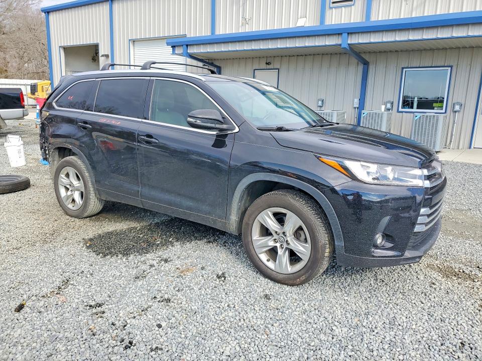 Photo 4 from auction – 2019 TOYOTA HIGHLANDER with VIN 5TDYZRFH0KS330053