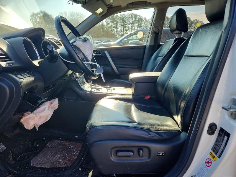 Photo 7 from auction – 2013 TOYOTA HIGHLANDER with VIN 5TDZK3EH2DS098551