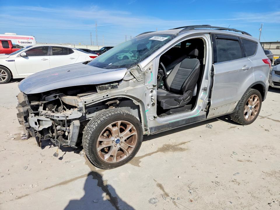 FORD ESCAPE 2013 z numerem VIN 1FMCU0GX6DUD01371 - Zdjęcie z aukcji