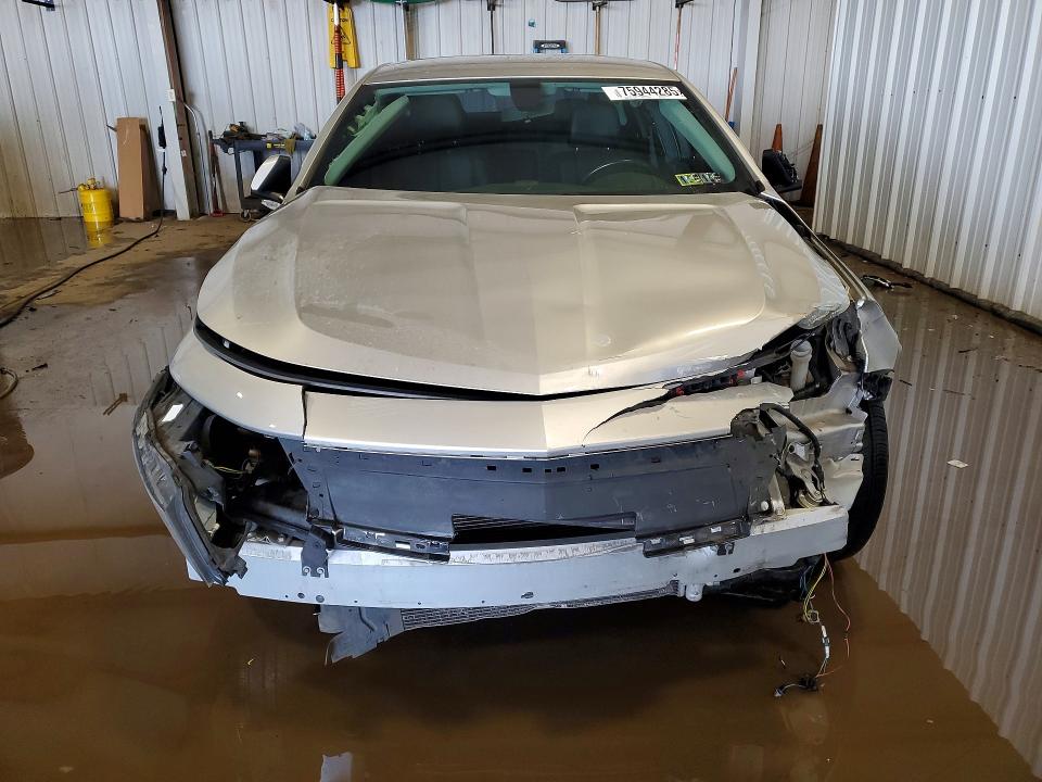 Photo 5 from auction – 2017 CHEVROLET IMPALA LT with VIN 2G1105SA6H9153547