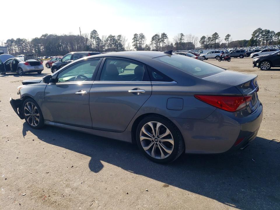 Photo 2 from auction – 2014 HYUNDAI SONATA with VIN 5NPEC4AB1EH851738