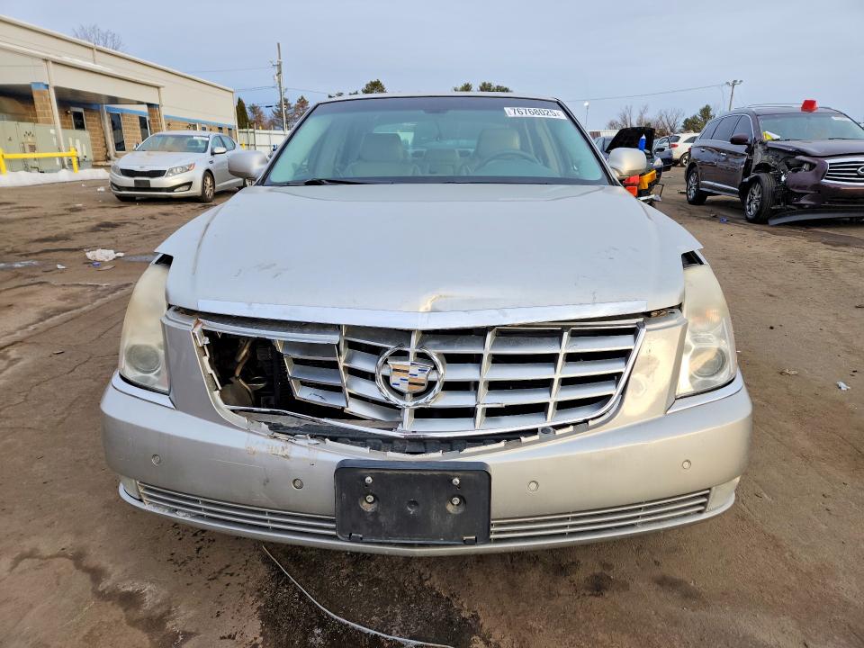 Photo 5 from auction – 2007 CADILLAC DTS with VIN 1G6KD57Y27U148131