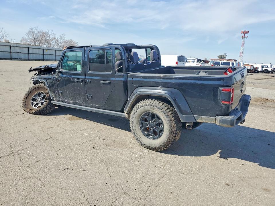 Photo 2 from auction – 2021 JEEP GLADIATOR with VIN 1C6HJTAG4ML568308