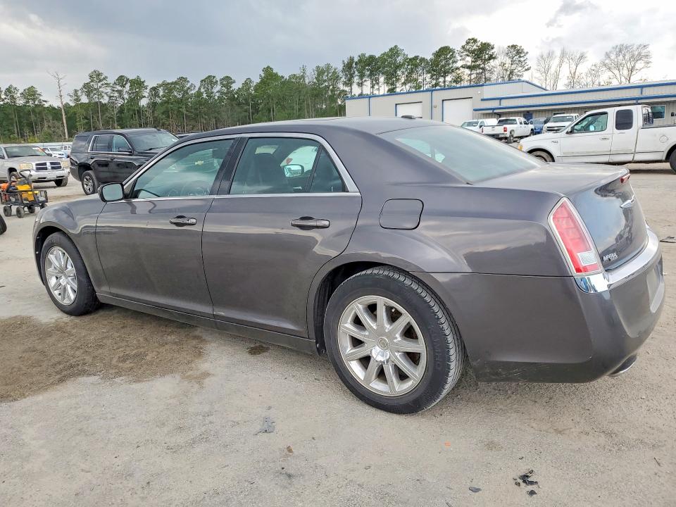 Фото 2 с аукциона – 2013 CHRYSLER 300 с VIN 2C3CCAAG9DH707612