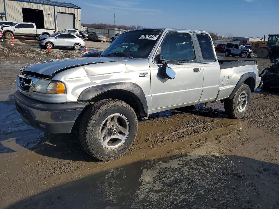 MAZDA B3000 2001 with VIN 4F4ZR17U01TM20621 - Photo from auction