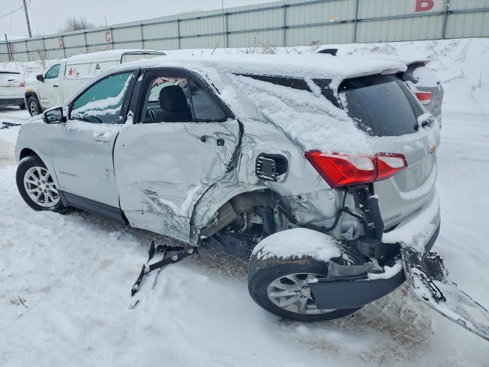 Photo 2 from auction – 2019 CHEVROLET EQUINOX with VIN 3GNAXJEV6KS644910