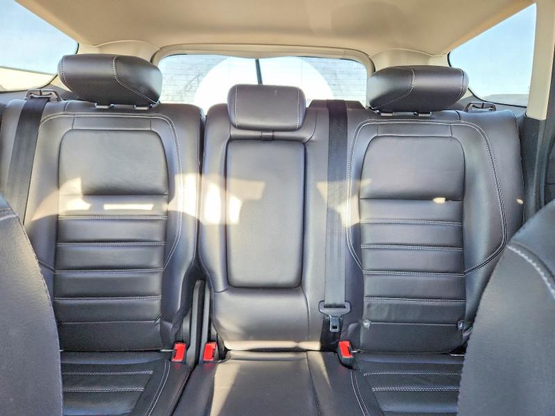 Foto 10 de la subasta – 2017 FORD ESCAPE TIT con VIN 1FMCU9J91HUA33334