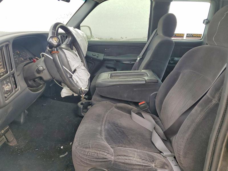Photo 7 from auction – 2002 CHEVROLET SILVERADO with VIN 2GCEC19V221137238