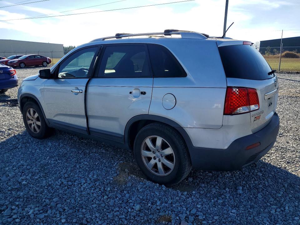Photo 2 from auction – 2012 KIA SORENTO with VIN 5XYKT3A66CG250040