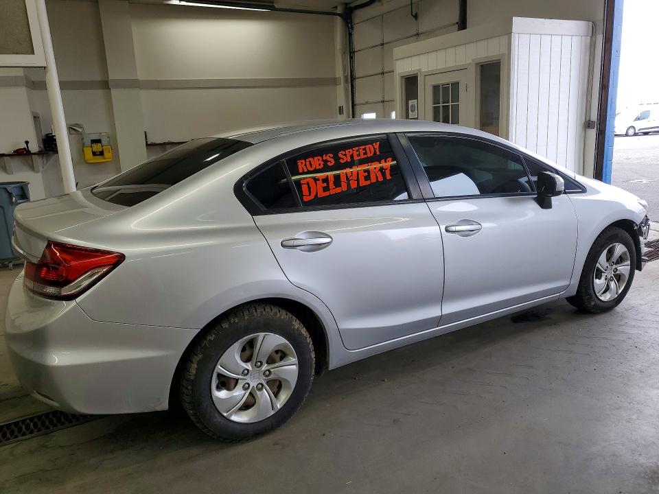 Photo 3 from auction – 2015 HONDA CIVIC with VIN 19XFB2F51FE268784