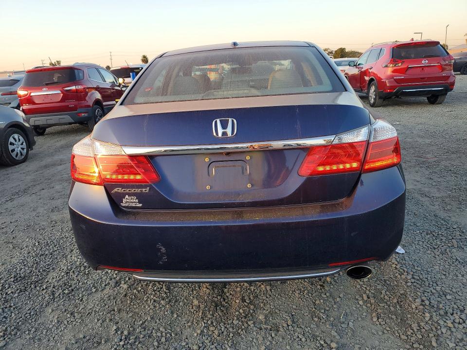 Photo 6 from auction – 2013 HONDA ACCORD with VIN 1HGCR2F89DA091394