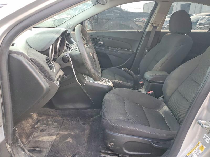Photo 7 from auction – 2012 CHEVROLET CRUZE with VIN 1G1PE5SC9C7358531