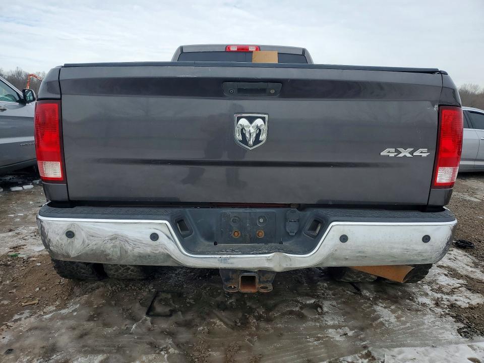 Photo 6 from auction – 2014 RAM 3500 ST with VIN 3C63RRGL1EG220197