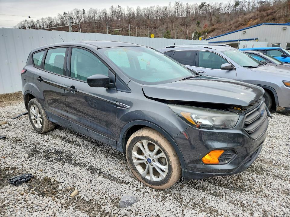 Photo 4 from auction – 2018 FORD ESCAPE with VIN 1FMCU0F79JUA82015