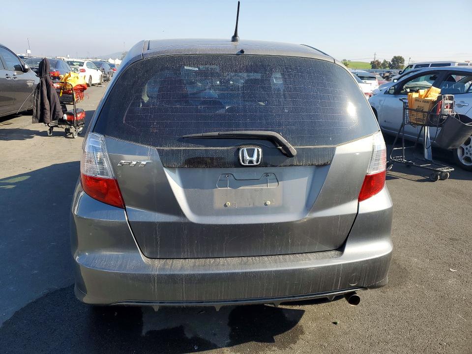 Photo 6 from auction – 2012 HONDA FIT with VIN JHMGE8H39CS001314