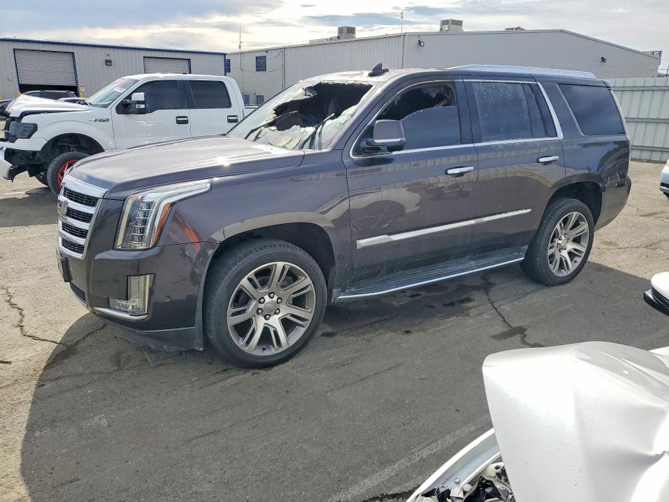 Photo 1 from auction – 2017 CADILLAC ESCALADE with VIN 1GYS4BKJ4HR405830