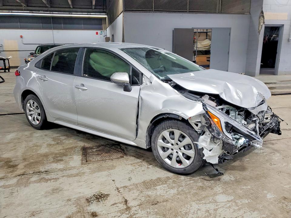Photo 4 from auction – 2024 TOYOTA COROLLA with VIN JTDBCMFE0RJ024364