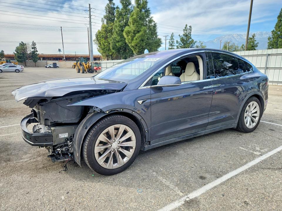 TESLA MODEL X 2019 with VIN 5YJXCAE20KF184656 - Photo from auction