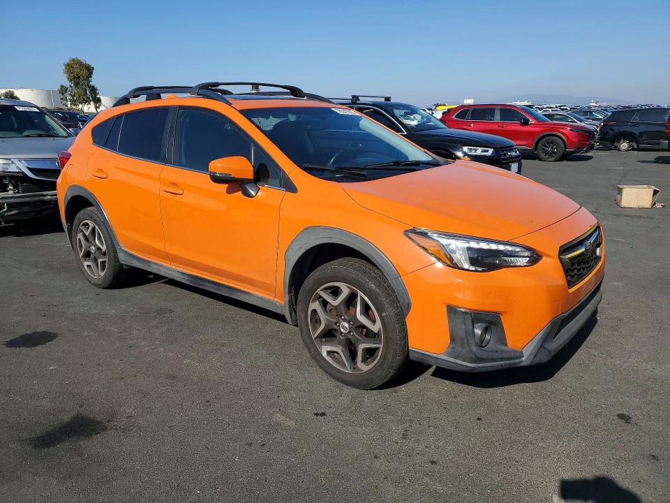 Photo 4 from auction – 2018 SUBARU CROSSTREK with VIN JF2GTAMC3JH289377