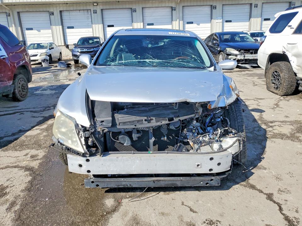 Photo 5 from auction – 2008 LEXUS LS with VIN JTHBL46F785063189