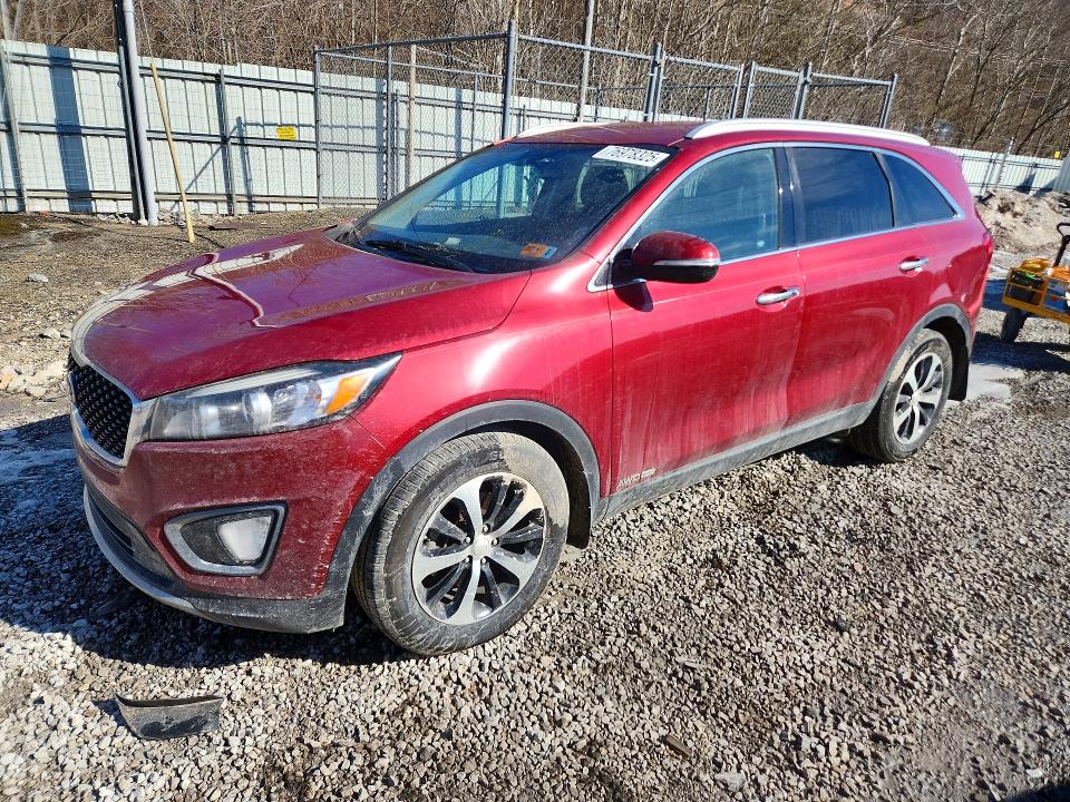 KIA SORENTO EX 2016 with VIN 5XYPHDA52GG121108 - Photo from auction
