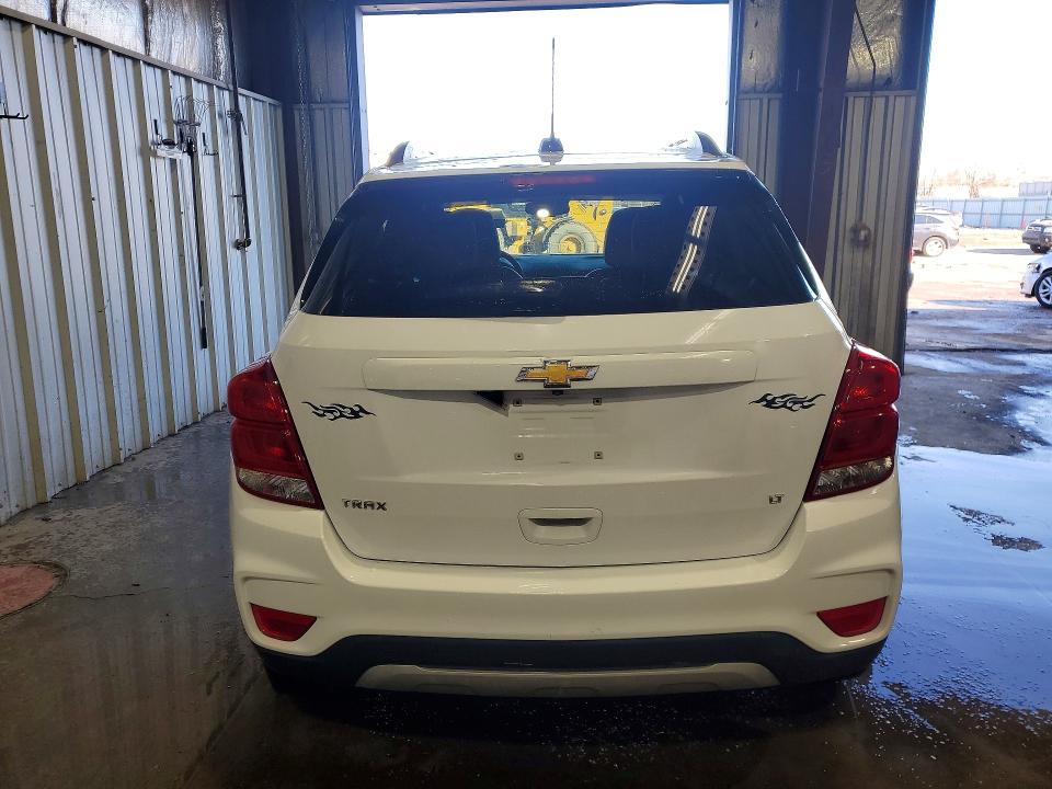 Photo 6 from auction – 2020 CHEVROLET TRAX with VIN 3GNCJLSB1LL143368