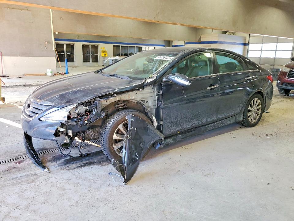 HYUNDAI SONATA 2014 with VIN 5NPEC4AC3EH895796 - Photo from auction