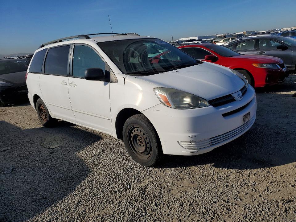 Photo 4 from auction – 2005 TOYOTA SIENNA CE with VIN 5TDZA23C95S318905