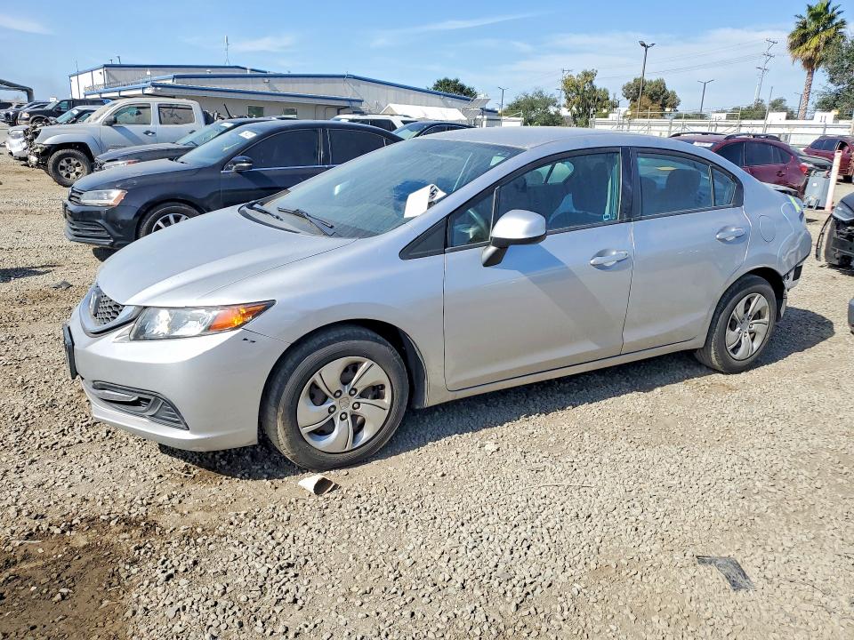 HONDA CIVIC 2013 con VIN 19XFB2F56DE264663 - Foto de la subasta