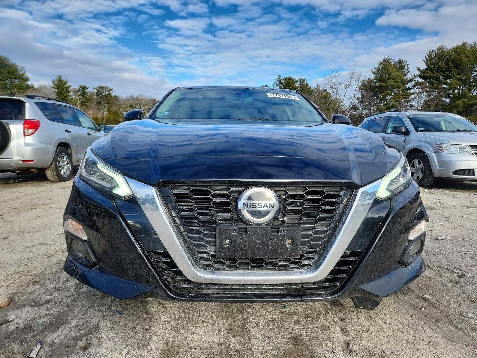 Photo 5 from auction – 2019 NISSAN ALTIMA with VIN 1N4BL4EV2KC203720