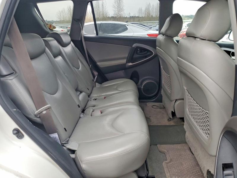 Photo 11 from auction – 2007 TOYOTA RAV4 LIMIT with VIN JTMBK31V775035355