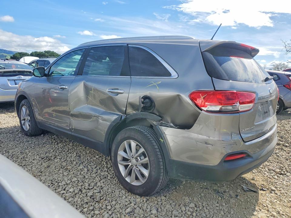 Photo 2 from auction – 2016 KIA SORENTO with VIN 5XYPG4A55GG168569