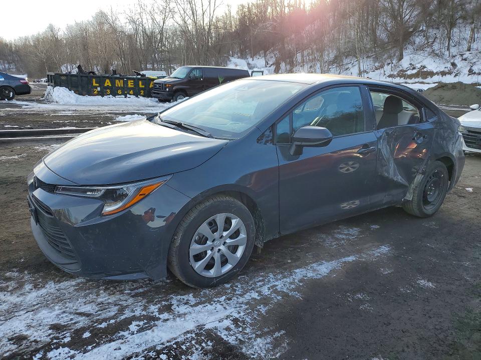 TOYOTA COROLLA 2025 with VIN 5YFB4MDE5SP279609 - Photo from auction