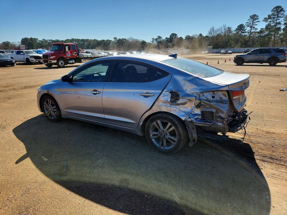 Photo 2 from auction – 2017 HYUNDAI ELANTRA SE with VIN 5NPD84LF6HH074488