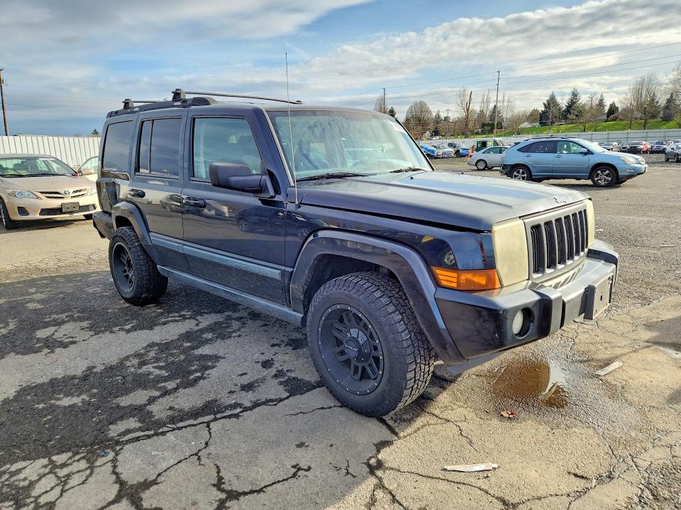 Photo 4 from auction – 2008 JEEP COMMANDER with VIN 1J8HG48KX8C114568