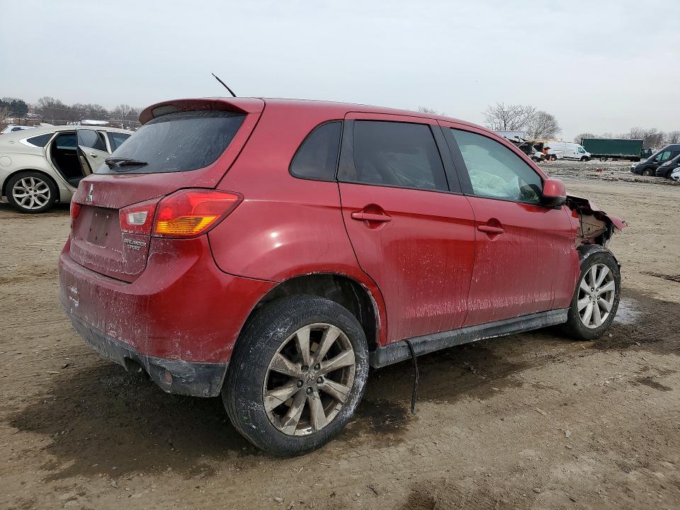 Photo 3 from auction – 2014 MITSUBISHI OUTLANDER with VIN 4A4AR3AU9EE026256