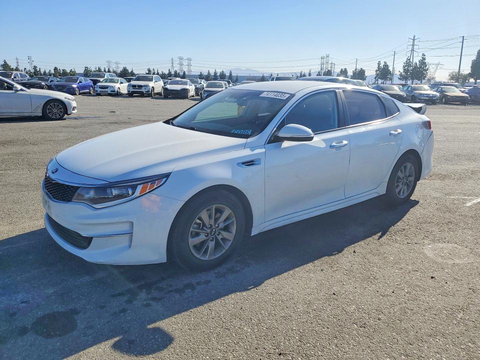 KIA OPTIMA 2016 with VIN 5XXGT4L19GG007698 - Photo from auction
