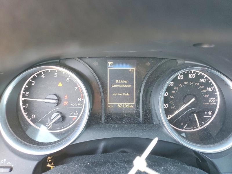 Photo 9 from auction – 2018 TOYOTA CAMRY with VIN 4T1B11HK4JU037754