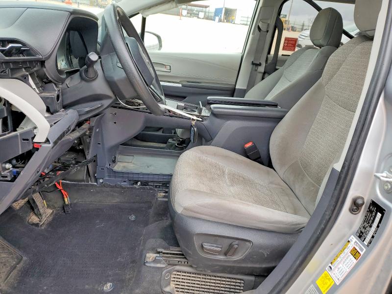 Photo 7 from auction – 2023 TOYOTA SIENNA with VIN 5TDKRKEC9PS165808