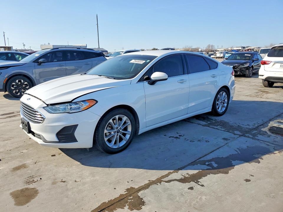 FORD FUSION 2019 with VIN 3FA6P0HD3KR198174 - Photo from auction