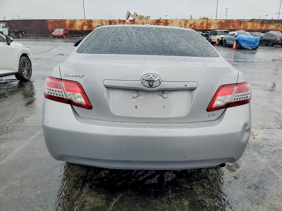 Photo 6 from auction – 2011 TOYOTA CAMRY BASE with VIN 4T4BF3EK3BR105339