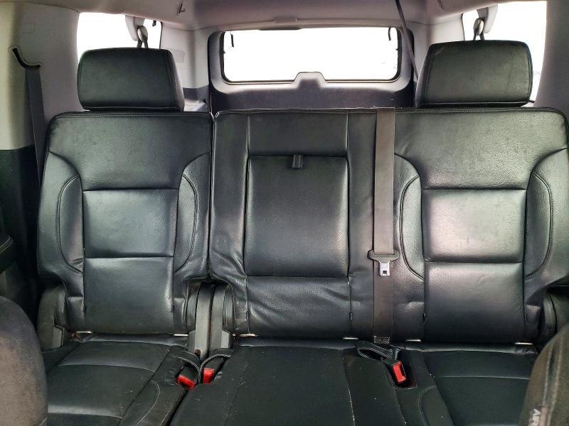 Photo 10 from auction – 2015 CHEVROLET SUBURBAN C with VIN 1GNSCHKC1FR683375