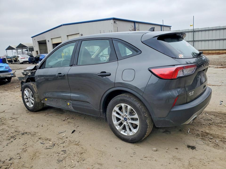 Photo 2 from auction – 2020 FORD ESCAPE with VIN 1FMCU0F66LUC76916