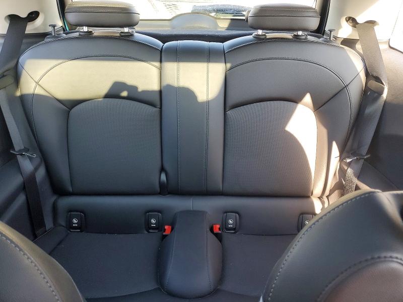 Photo 10 from auction – 2015 MINI COOPER S with VIN WMWXP7C58F2A38700